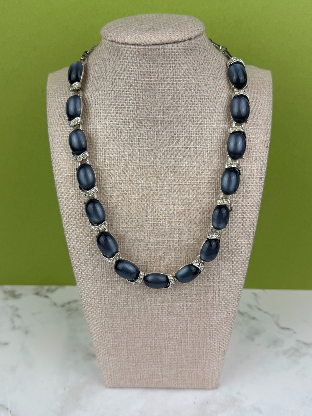 Vintage Coro Gray Cat’s Eye Glass Cabochon Rhinestone Silver Tone Necklace